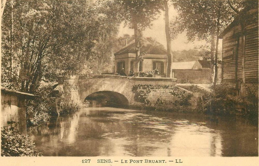 www.ccportesdupaysdothe.fr