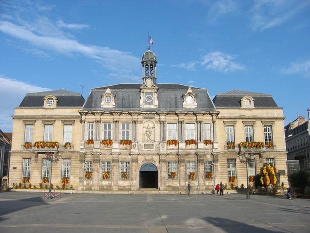 www.ccportesdupaysdothe.fr