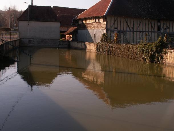 www.ccportesdupaysdothe.fr
